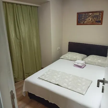 Marsal Apartment